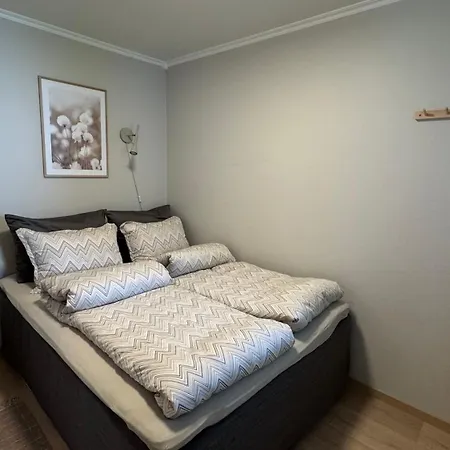 Romslig Med 2 Soverom - Gratis Parkering Тромсё